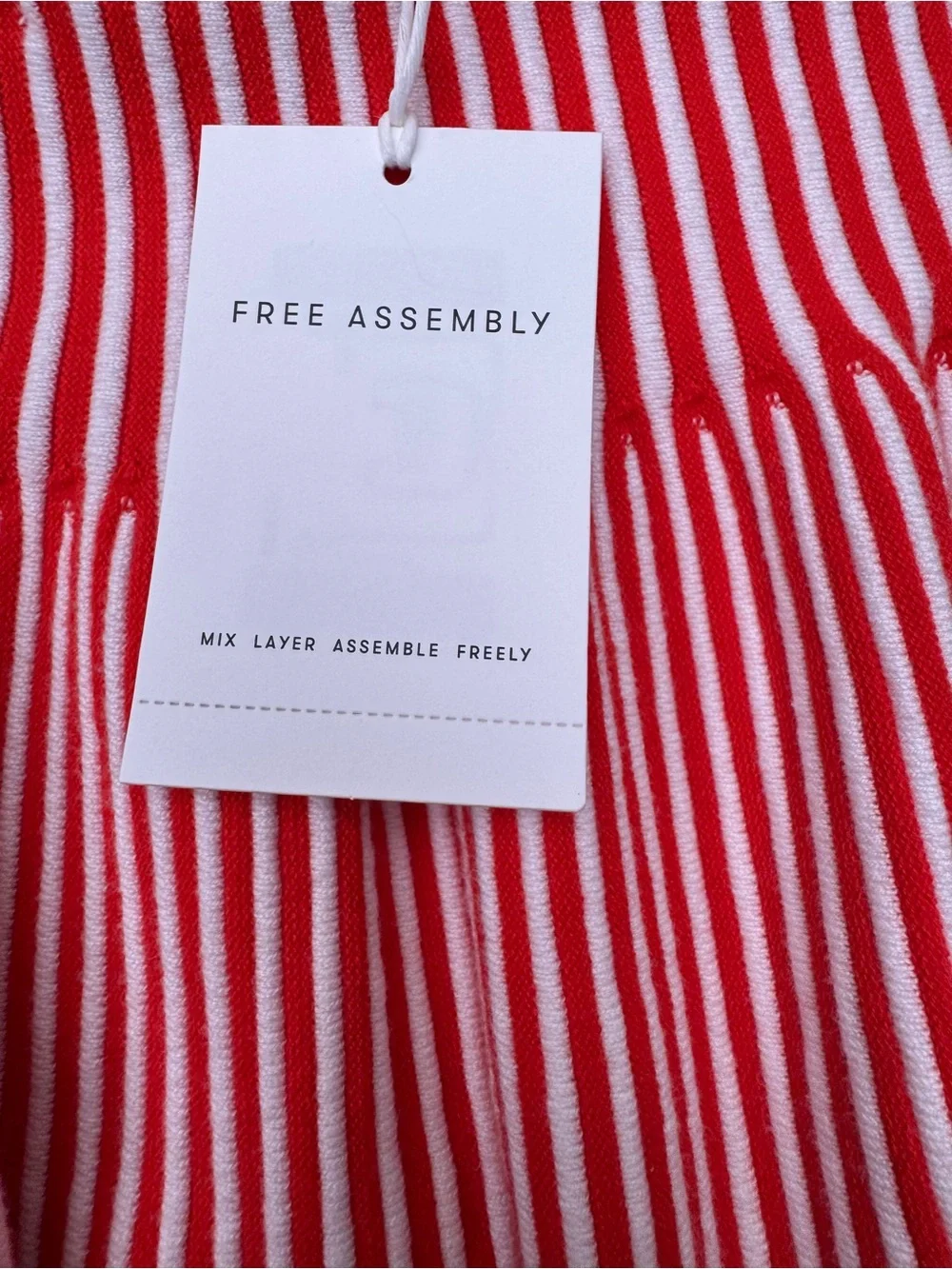 Free Assembly 👗 elevate